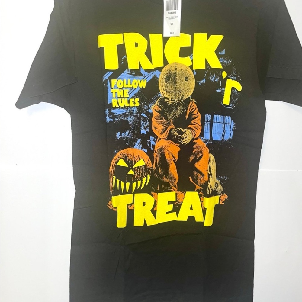Trick R Treat Sam t-shirt - Picture 2 of 3